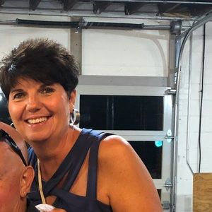 Meet your Posher, Toni